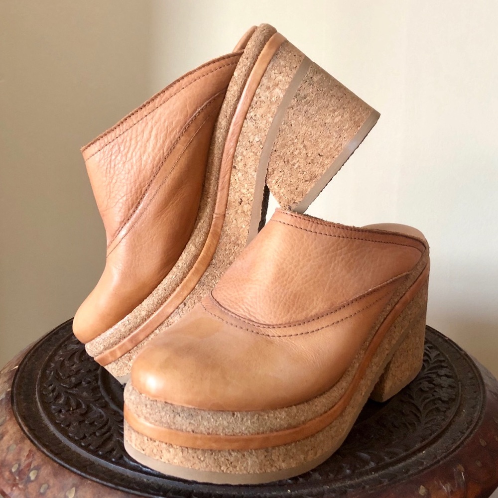 Free People platform clogs